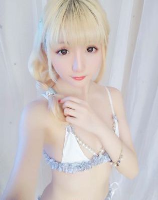 黄色美女在线_蓝光免费在线播放