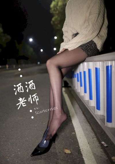 国产精品白丝黑袜喷水久久久_HD手机免费观看完整