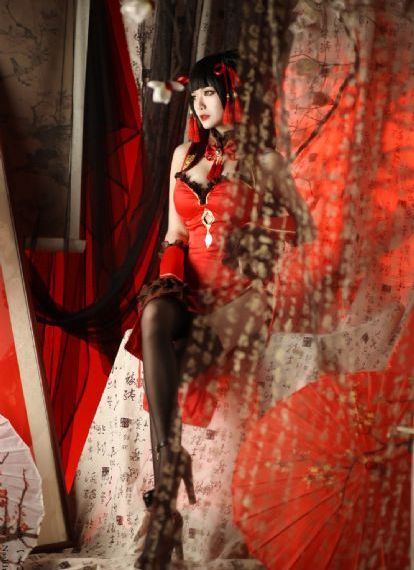 硕大饱满的高耸乳峰美女图片_BD英语在线观看完整版