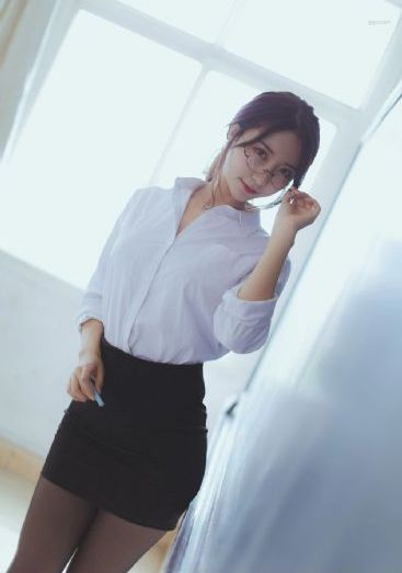国产精品123_蓝光迅雷电影在线