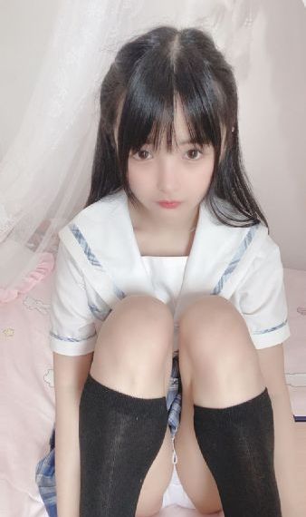办公室被三个老板玩弄_国产剧全集在线观看