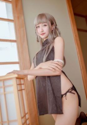 国产精品制服丝袜白丝_1080P电影在线观看